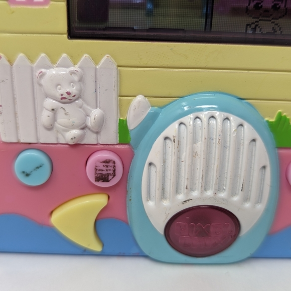 Pixel Chix Babysitter's House Yellow Mattel 2006 - Picture 5 of 16